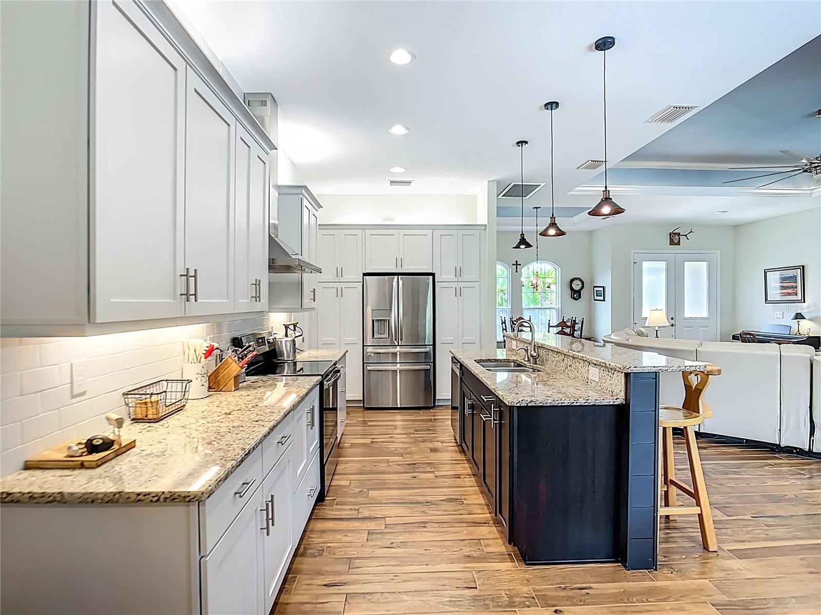 Image 14 of 49 For 239 Broadmoor Lane