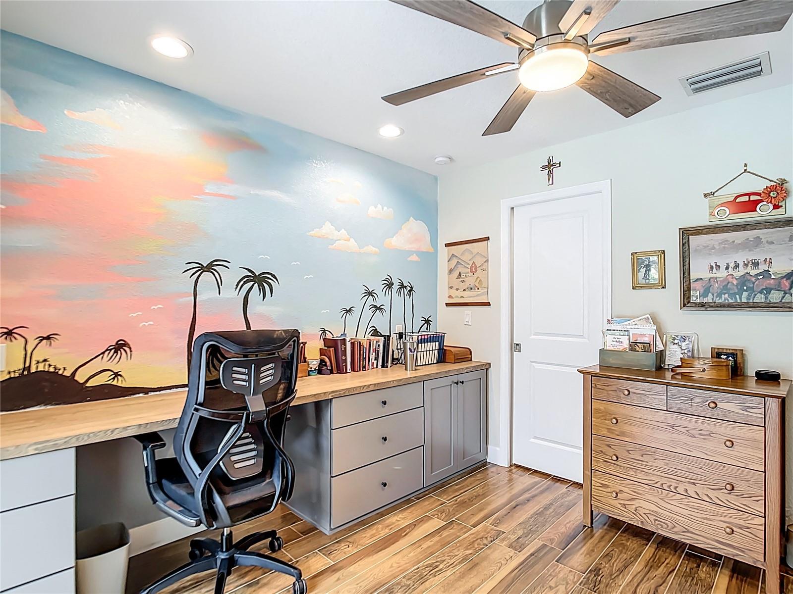 Image 30 of 49 For 239 Broadmoor Lane