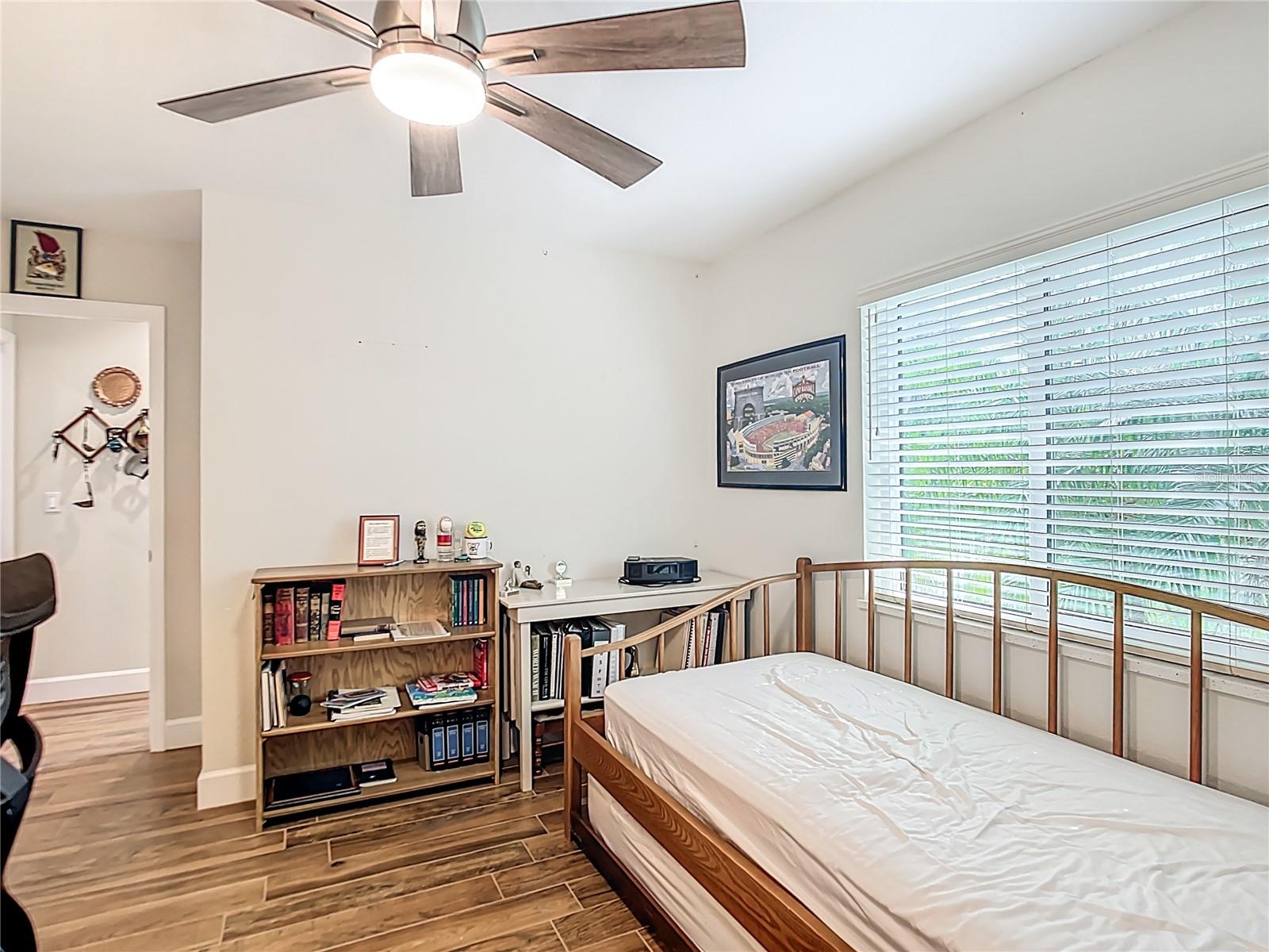 Image 32 of 49 For 239 Broadmoor Lane