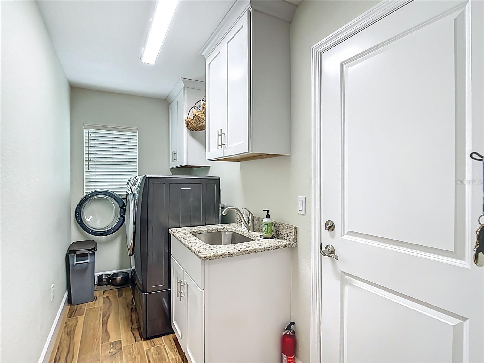 Image 35 of 49 For 239 Broadmoor Lane