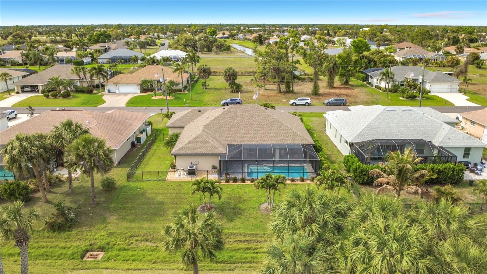 Image 41 of 49 For 239 Broadmoor Lane