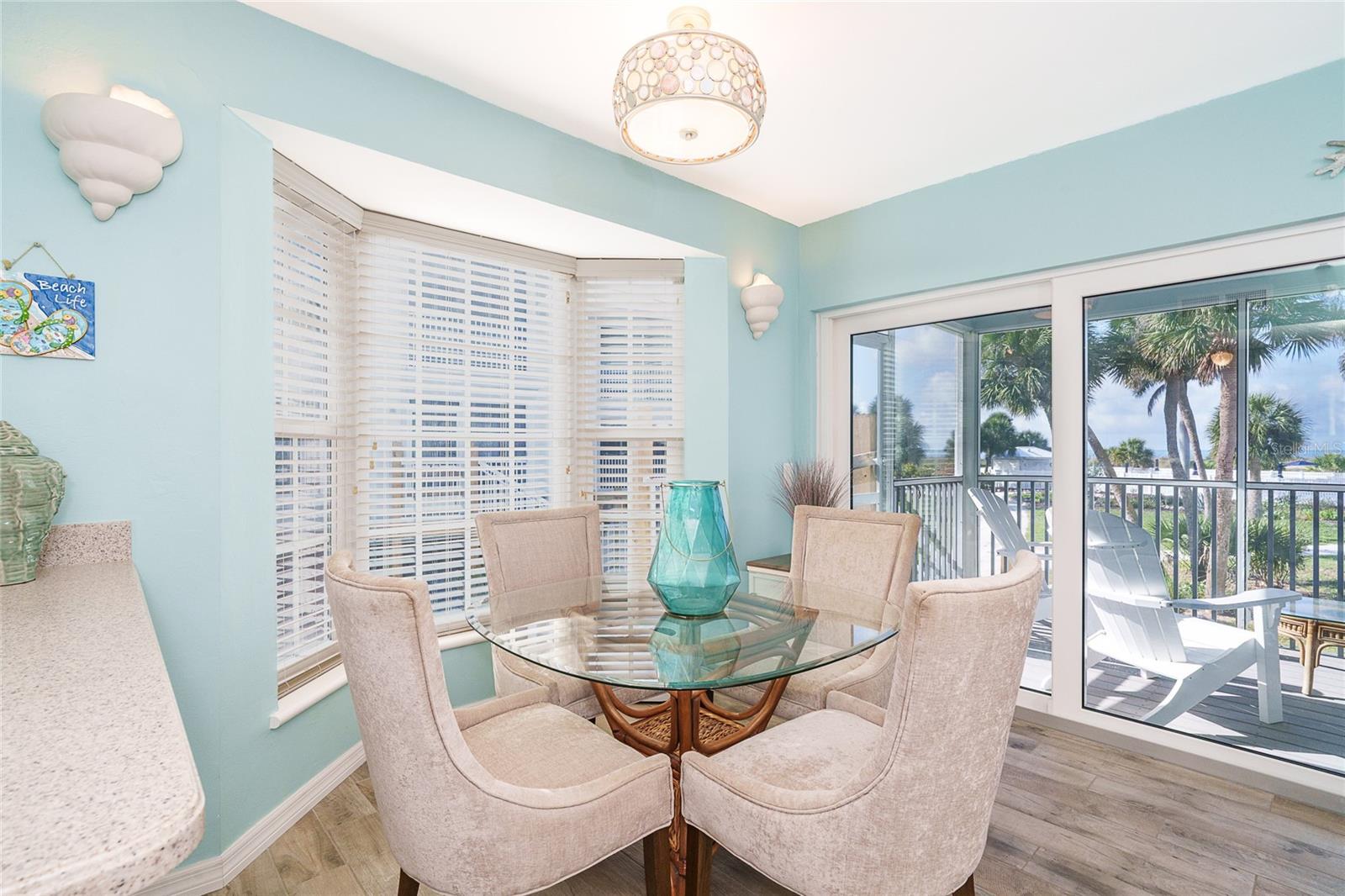 Image 14 of 39 For 7446 Palm Island Drive 3511