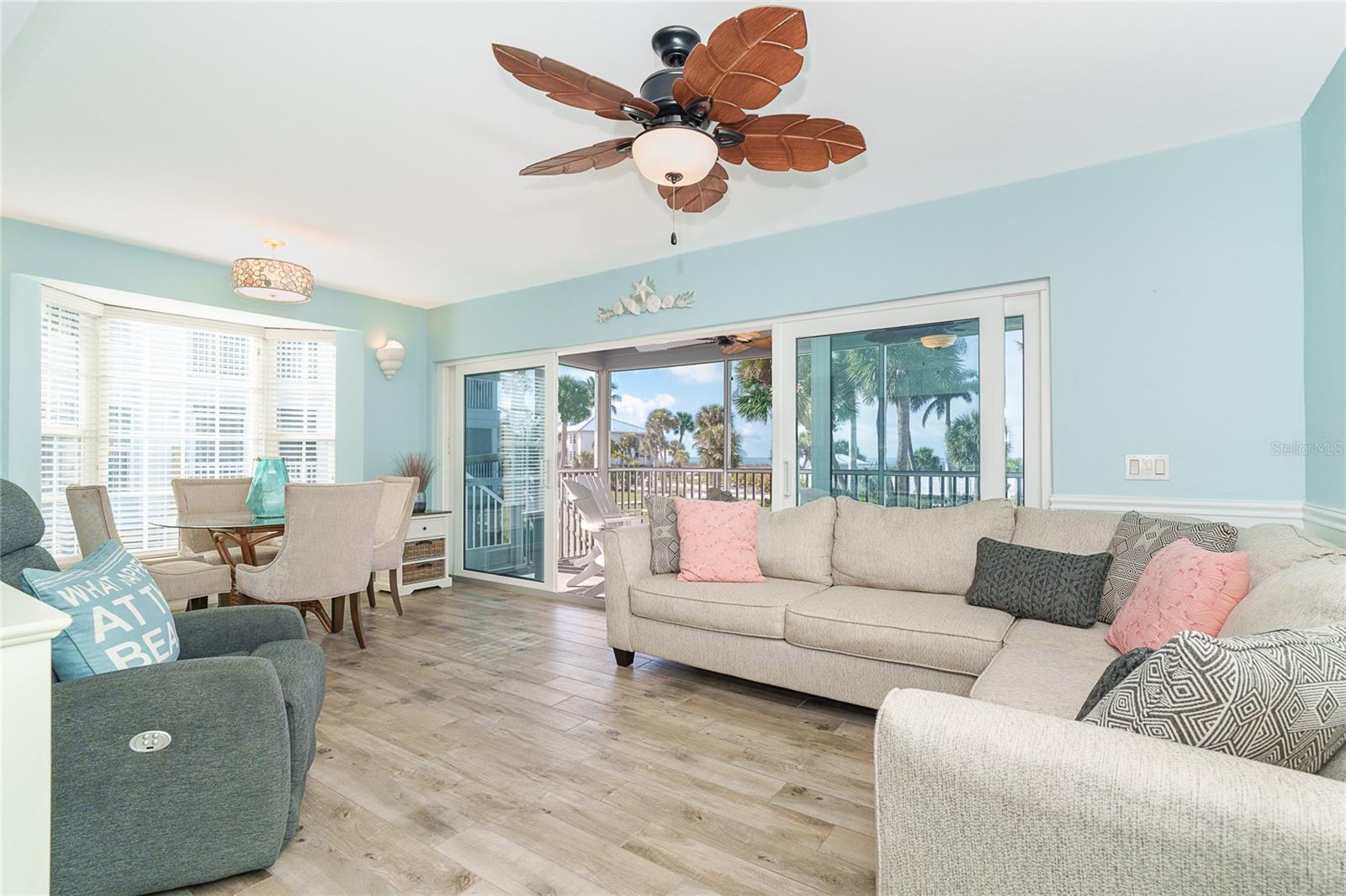 Image 6 of 39 For 7446 Palm Island Drive 3511