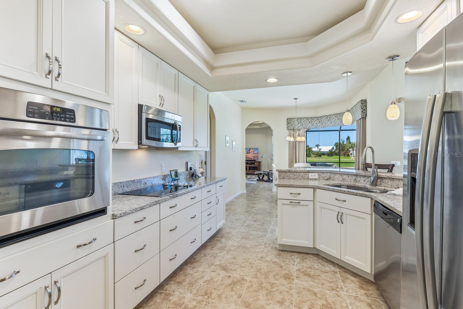 Image 10 of 40 For 4034 Cape Haze Drive