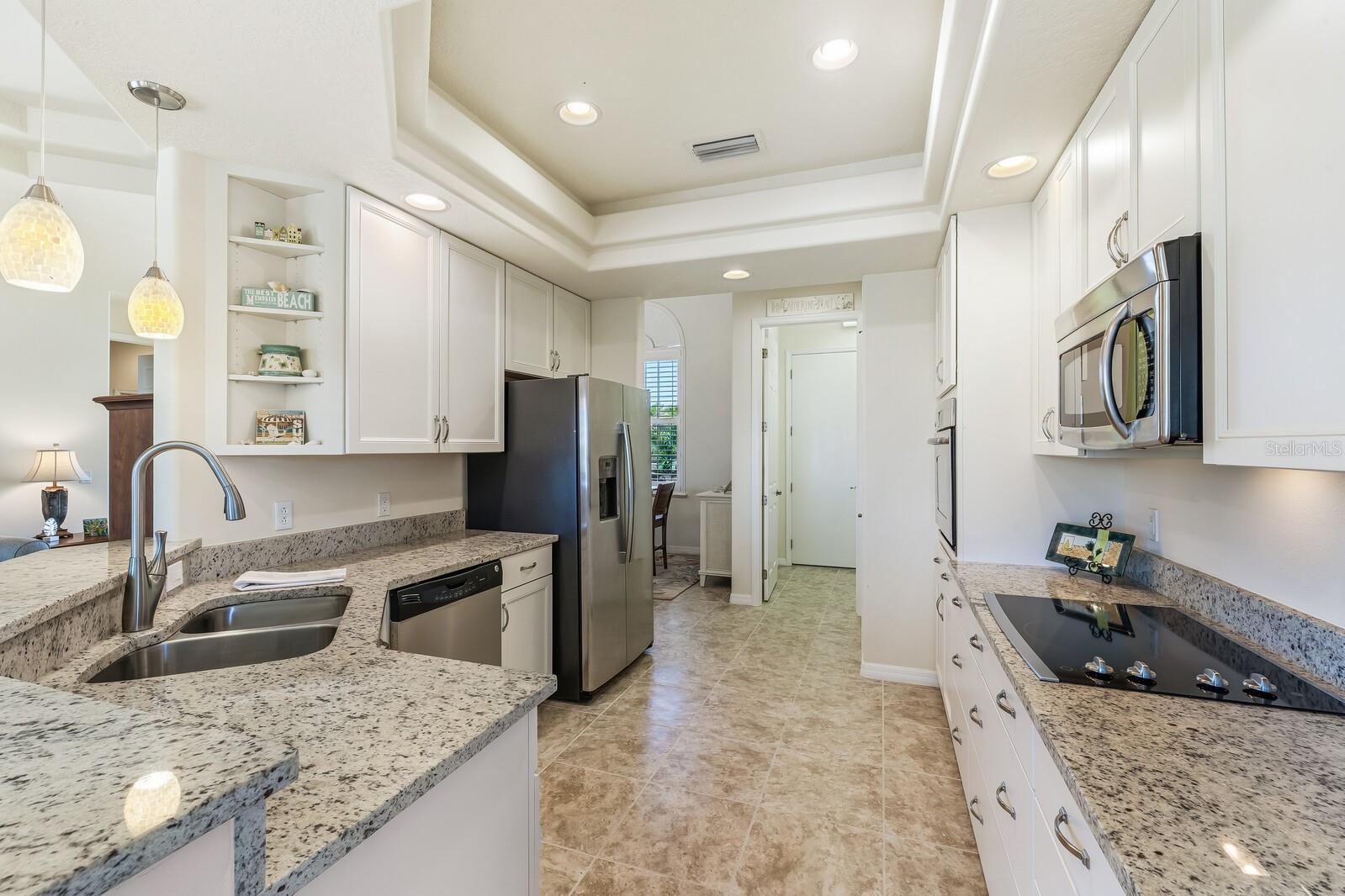 Image 11 of 40 For 4034 Cape Haze Drive