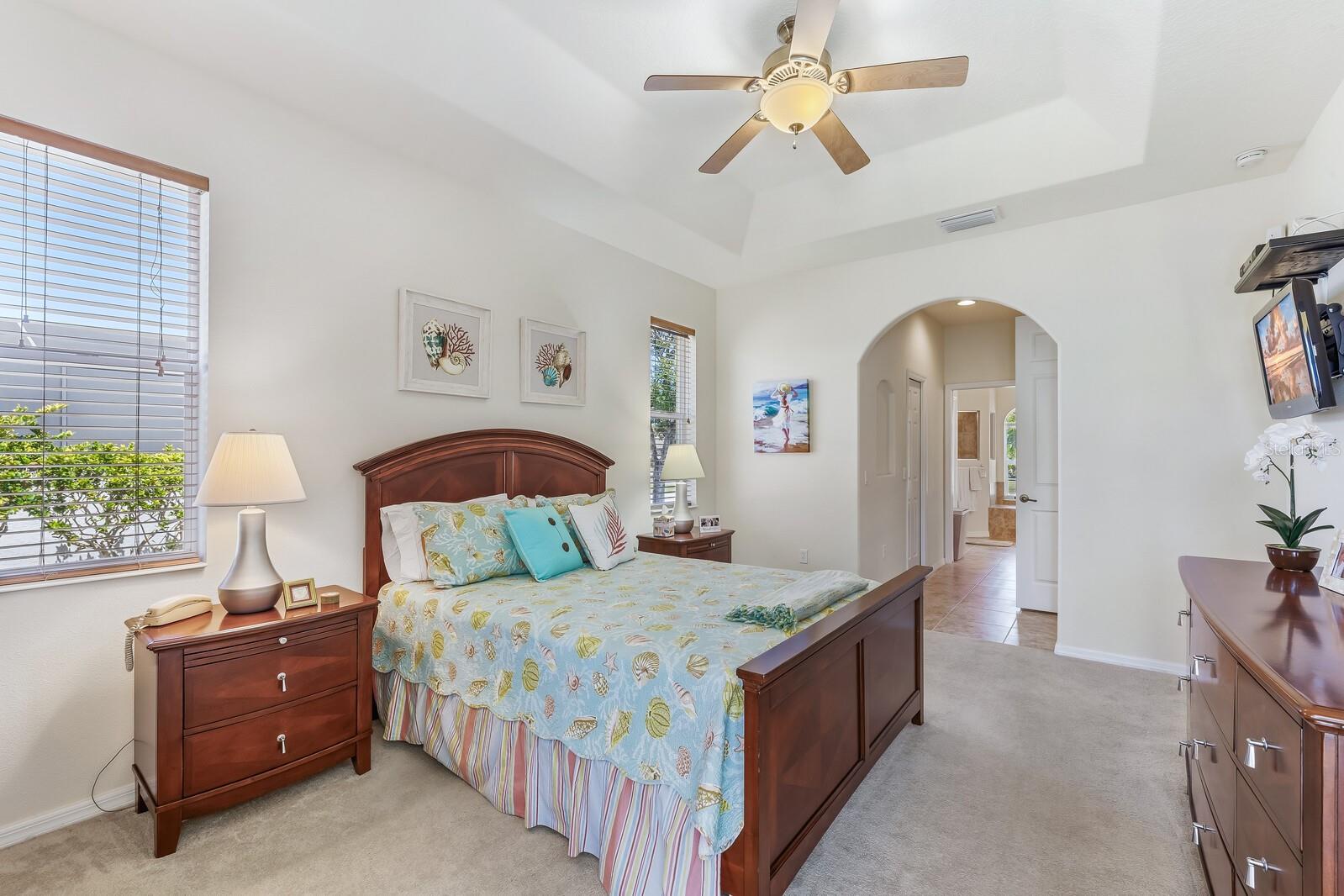 Image 17 of 40 For 4034 Cape Haze Drive