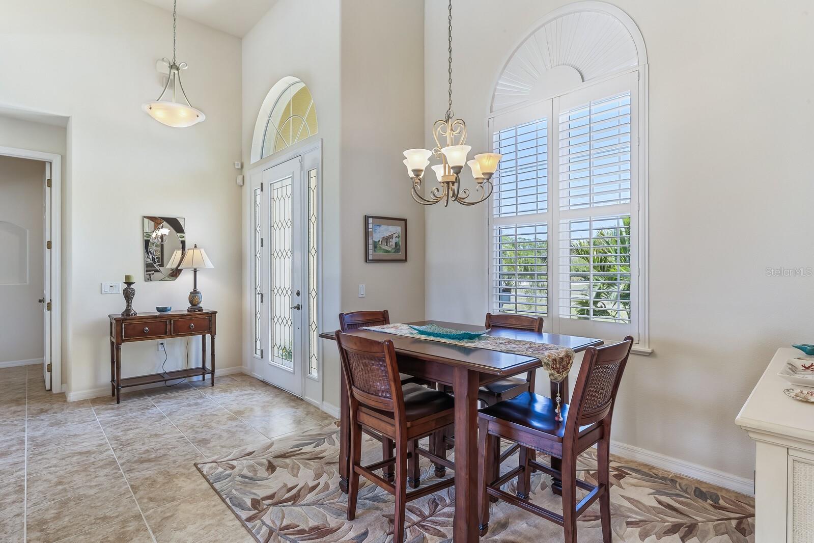 Image 6 of 40 For 4034 Cape Haze Drive