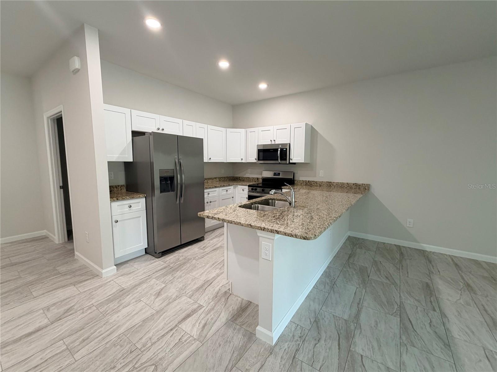 Image 13 of 30 For 2100 Hilton Street