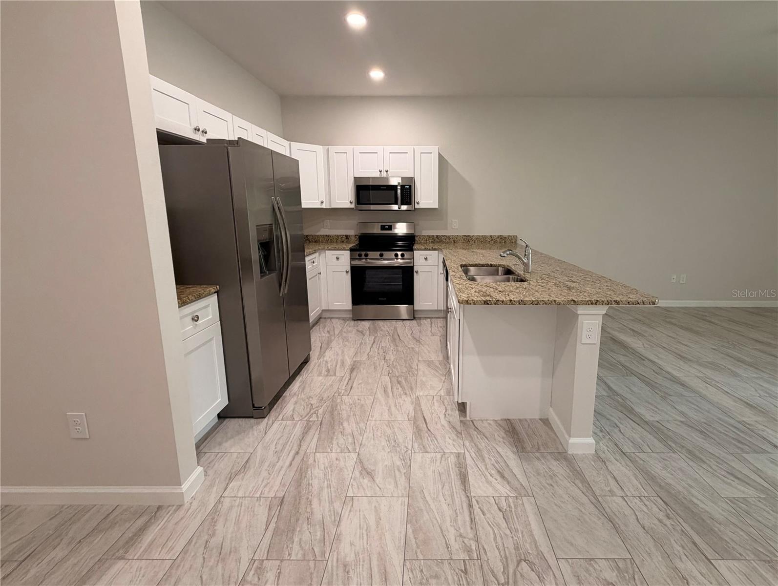 Image 15 of 30 For 2100 Hilton Street