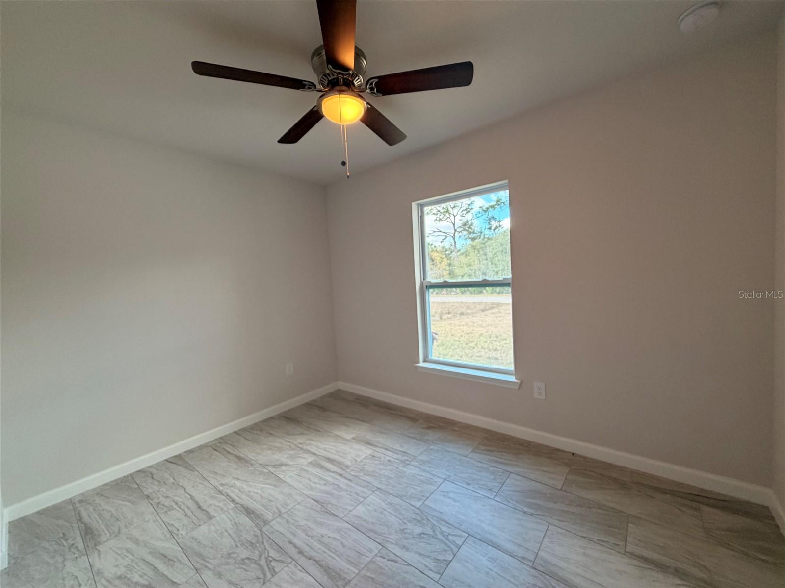 Image 21 of 30 For 2100 Hilton Street