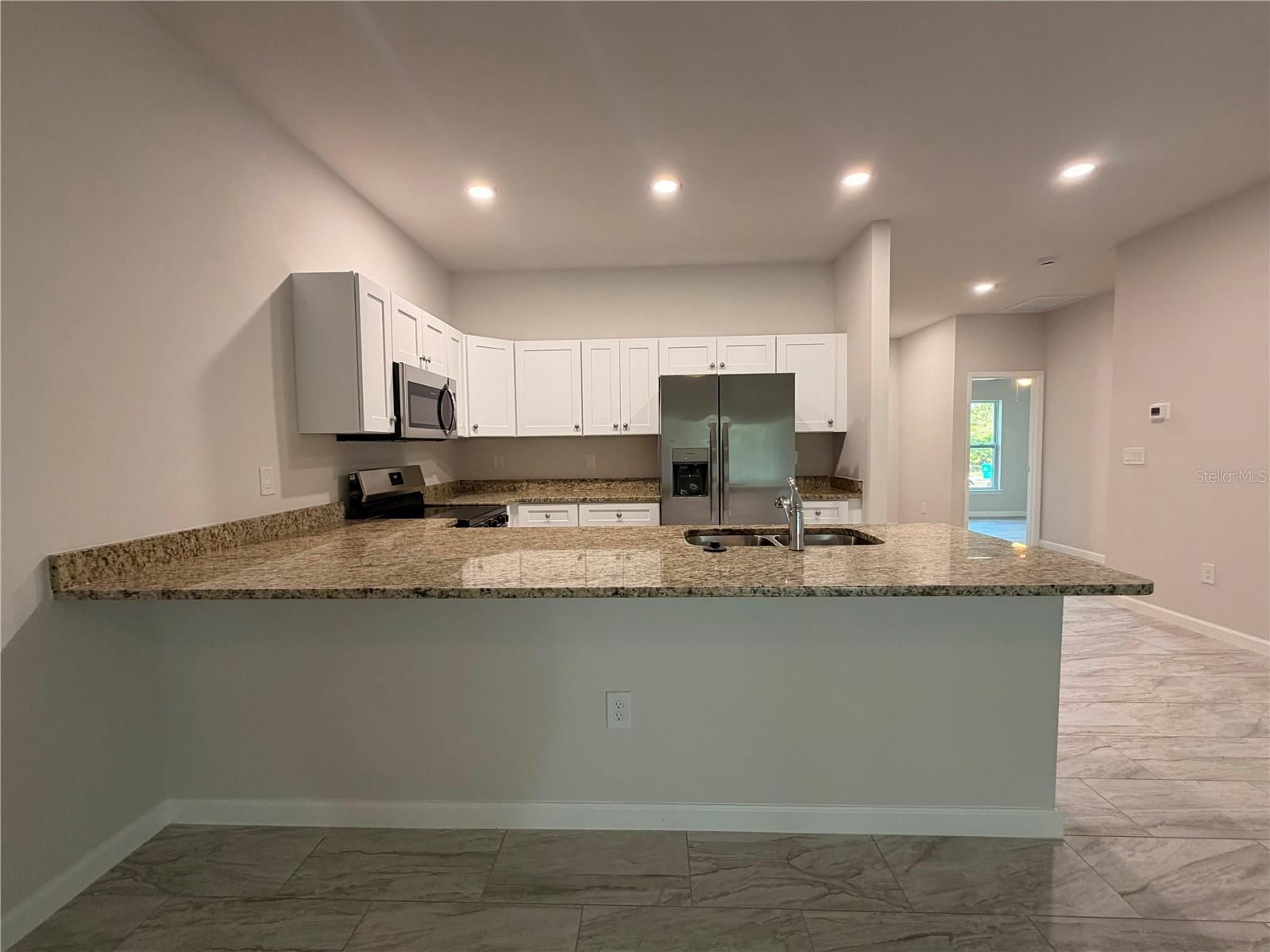 Image 4 of 30 For 2100 Hilton Street