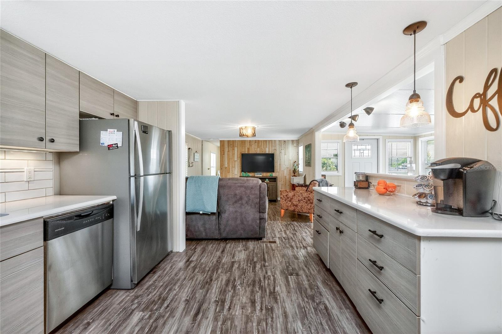 Image 15 of 54 For 230 Wolverine Avenue