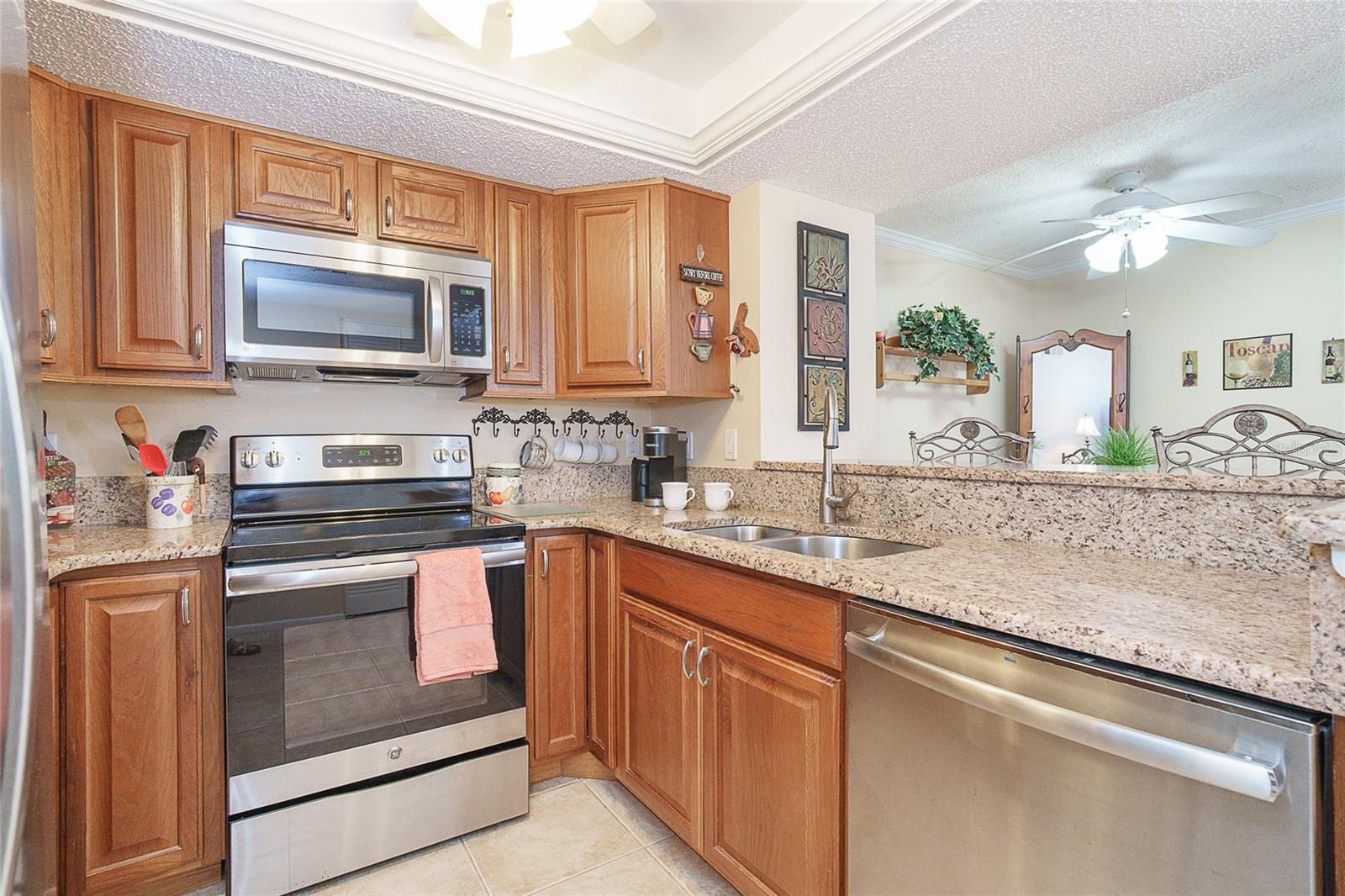 Image 14 of 49 For 19505 Quesada Avenue O103