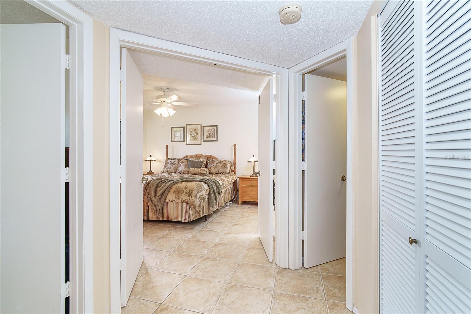 Image 17 of 49 For 19505 Quesada Avenue O103