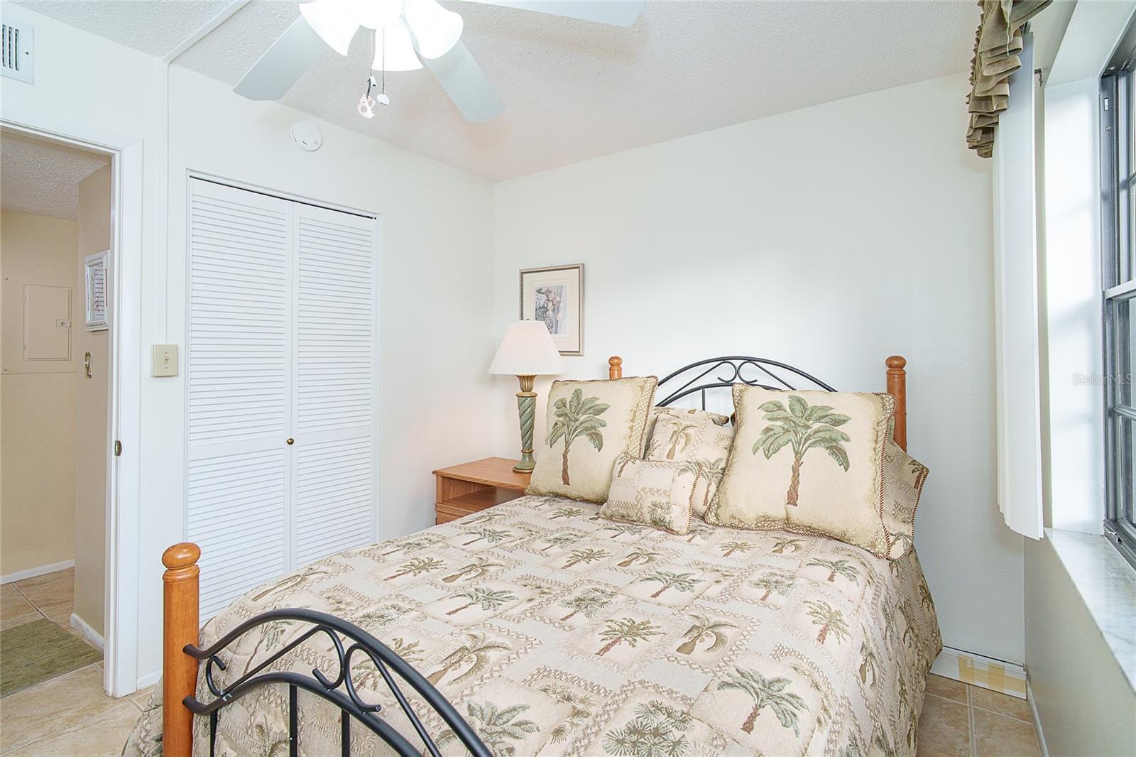 Image 25 of 49 For 19505 Quesada Avenue O103