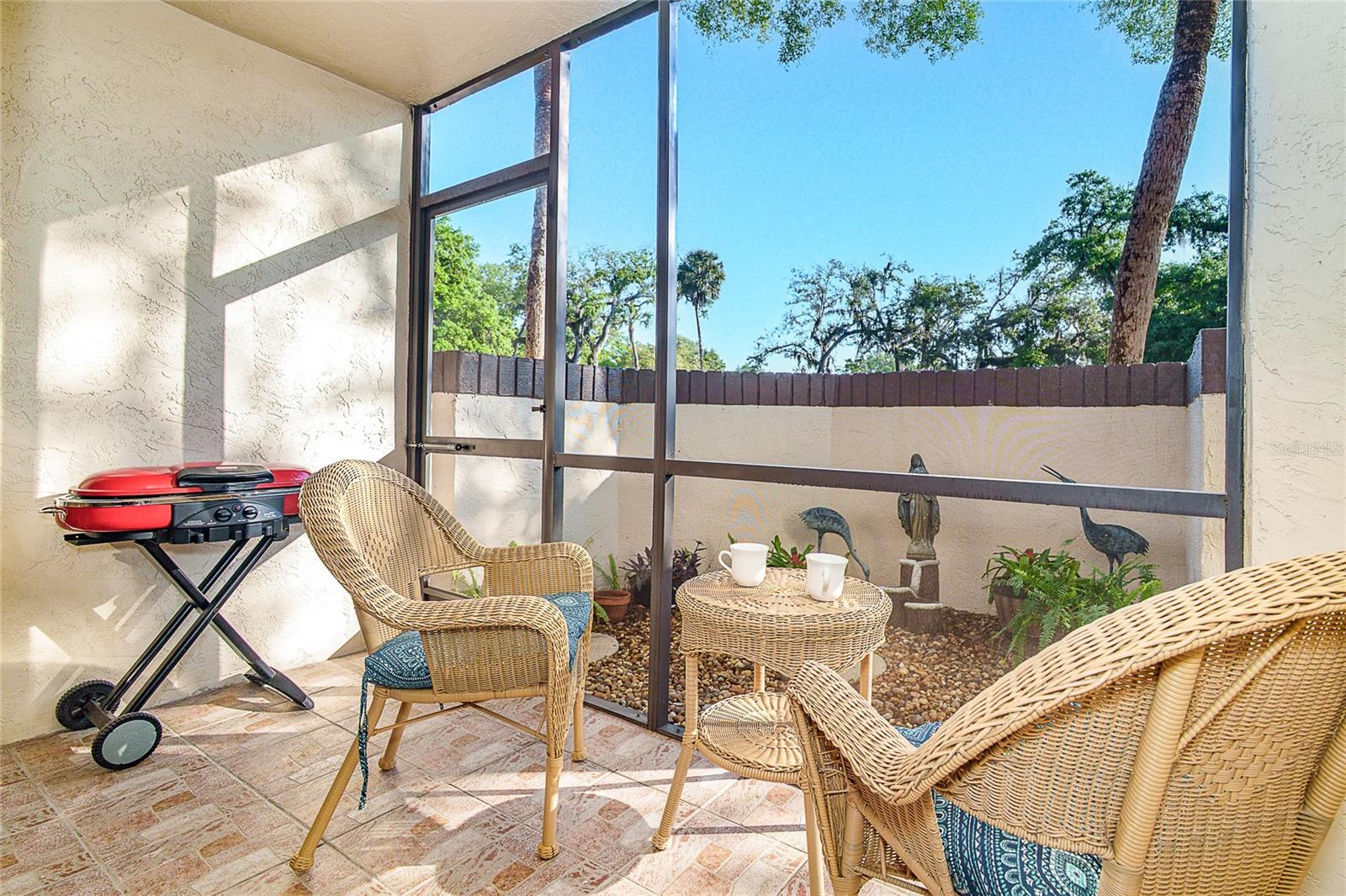 Image 30 of 49 For 19505 Quesada Avenue O103