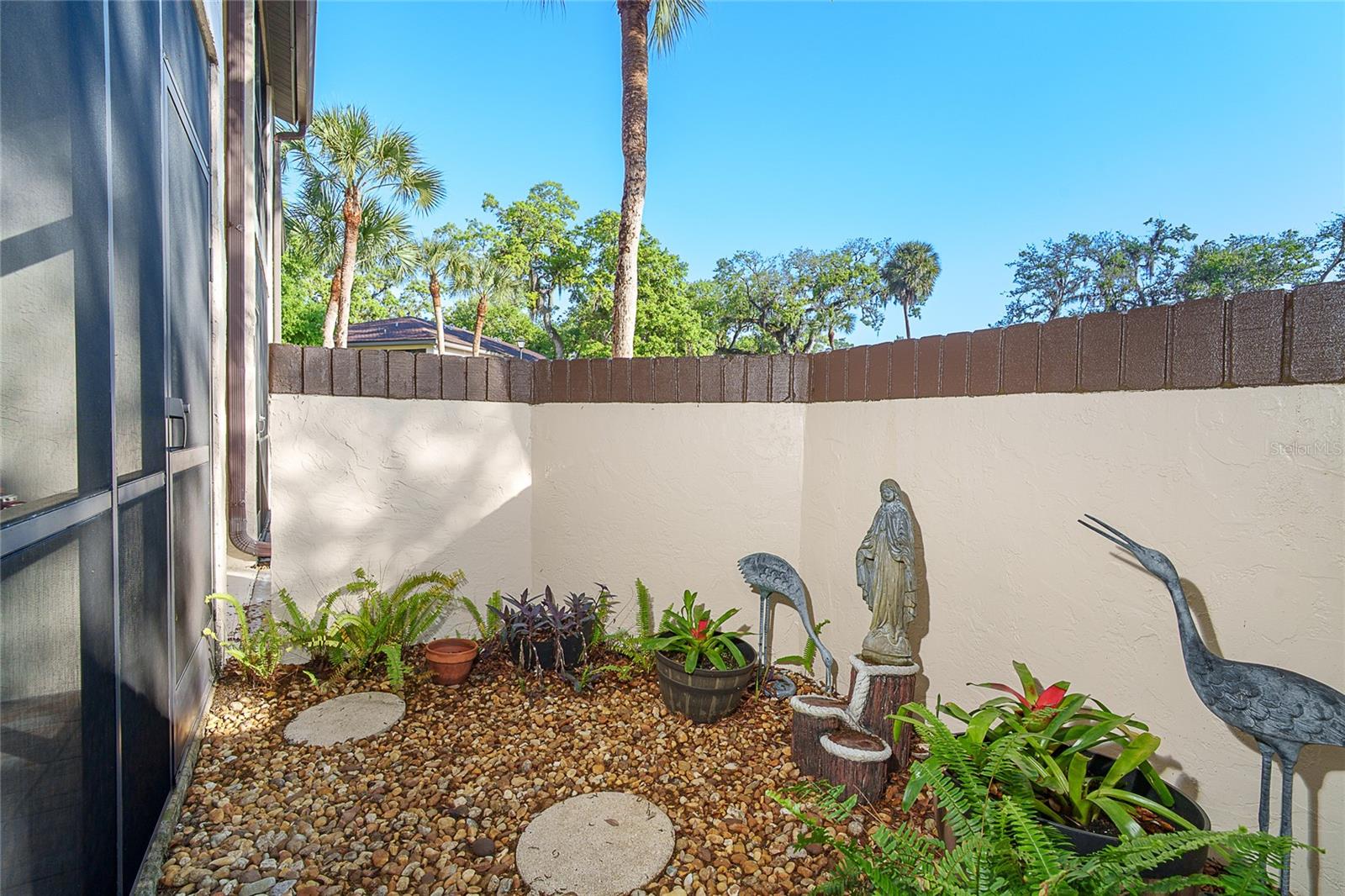 Image 31 of 49 For 19505 Quesada Avenue O103