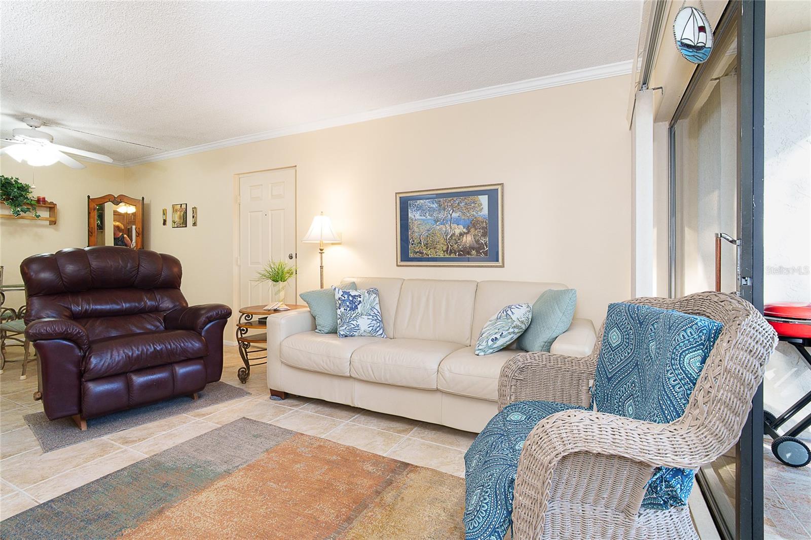 Image 7 of 49 For 19505 Quesada Avenue O103