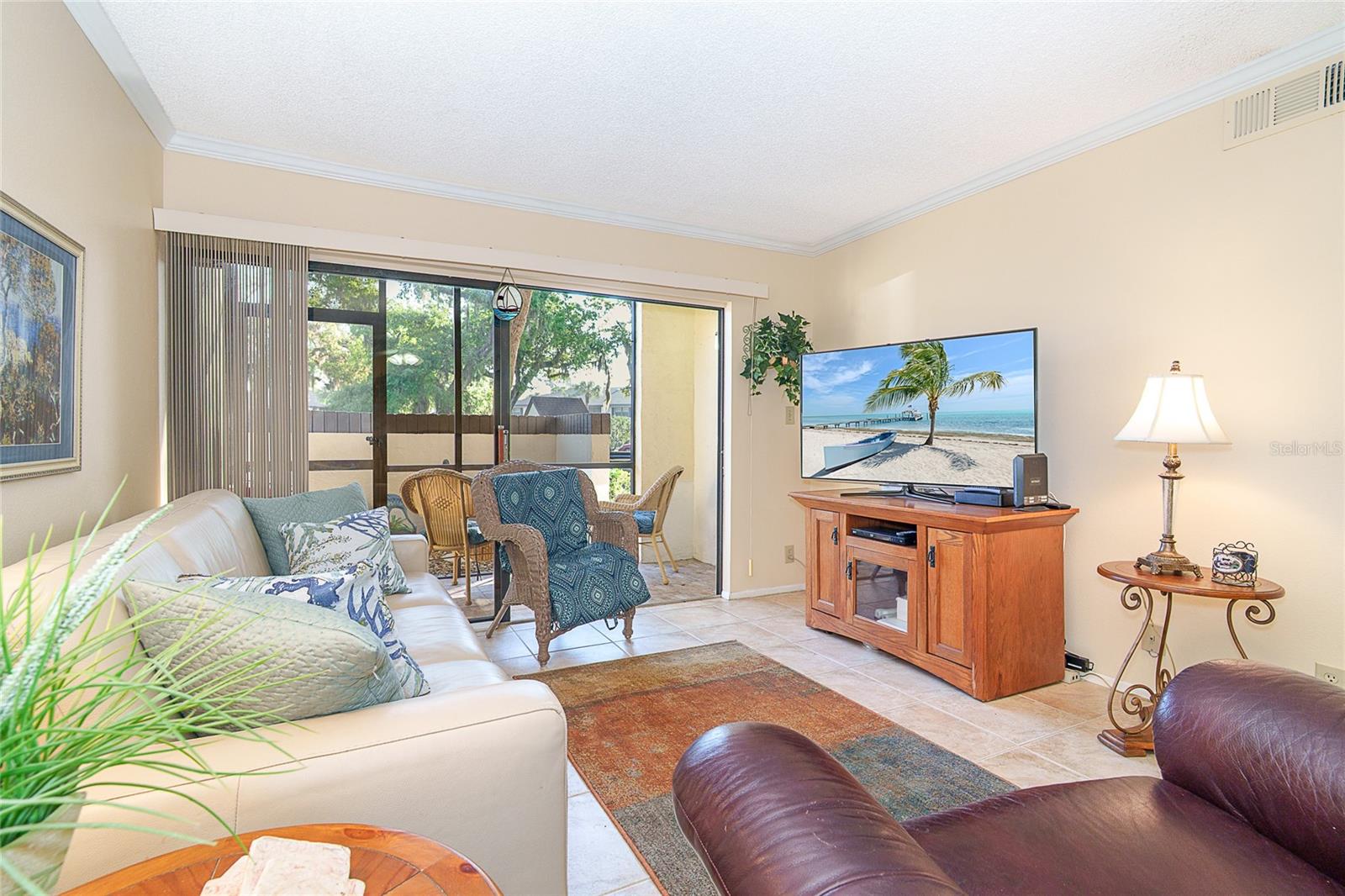 Image 8 of 49 For 19505 Quesada Avenue O103