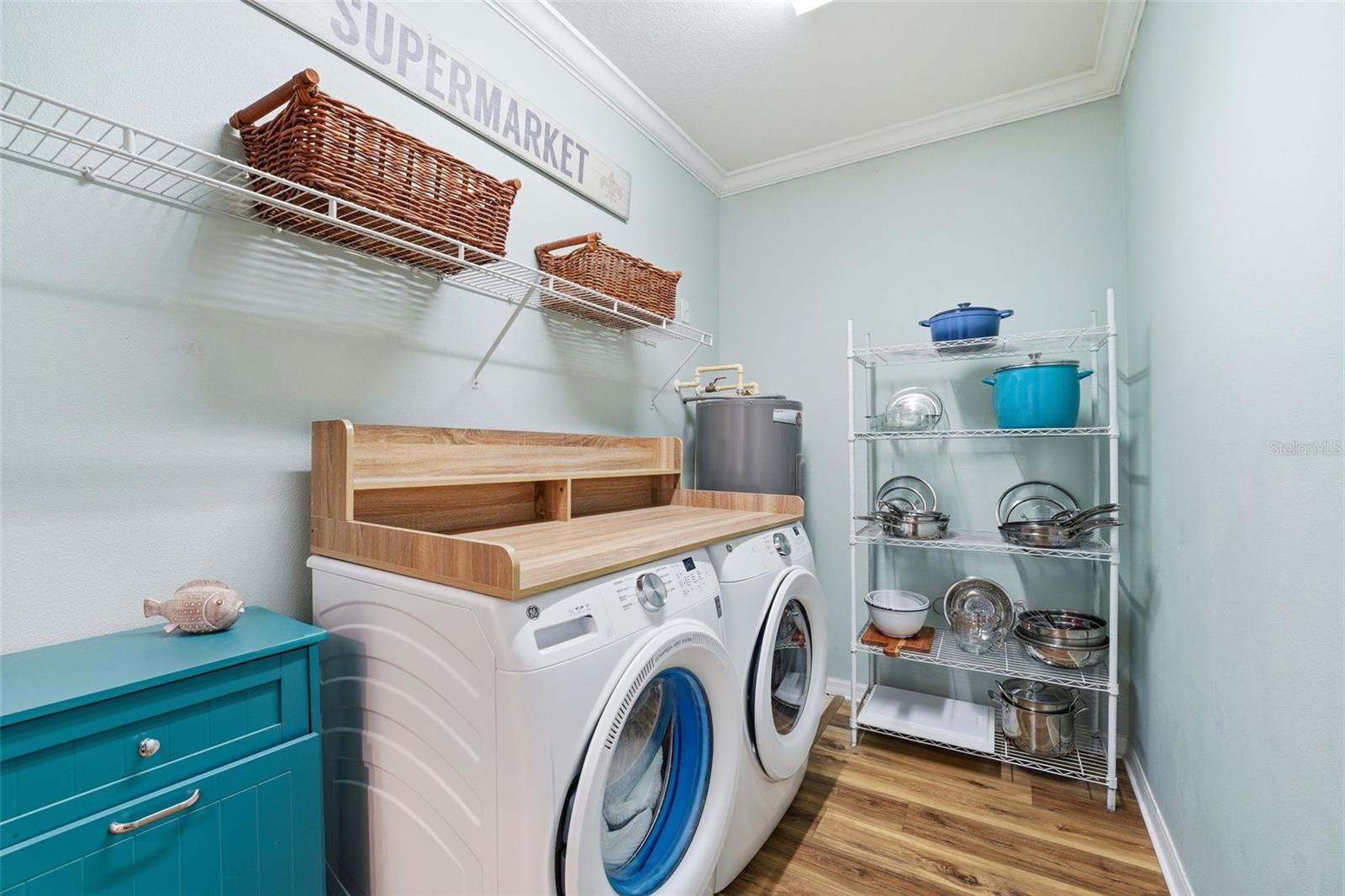 Image 30 of 48 For 10249 Bay Avenue