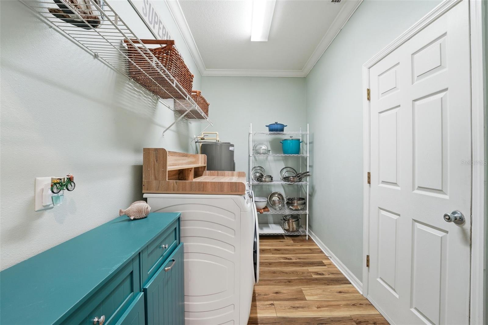 Image 31 of 48 For 10249 Bay Avenue