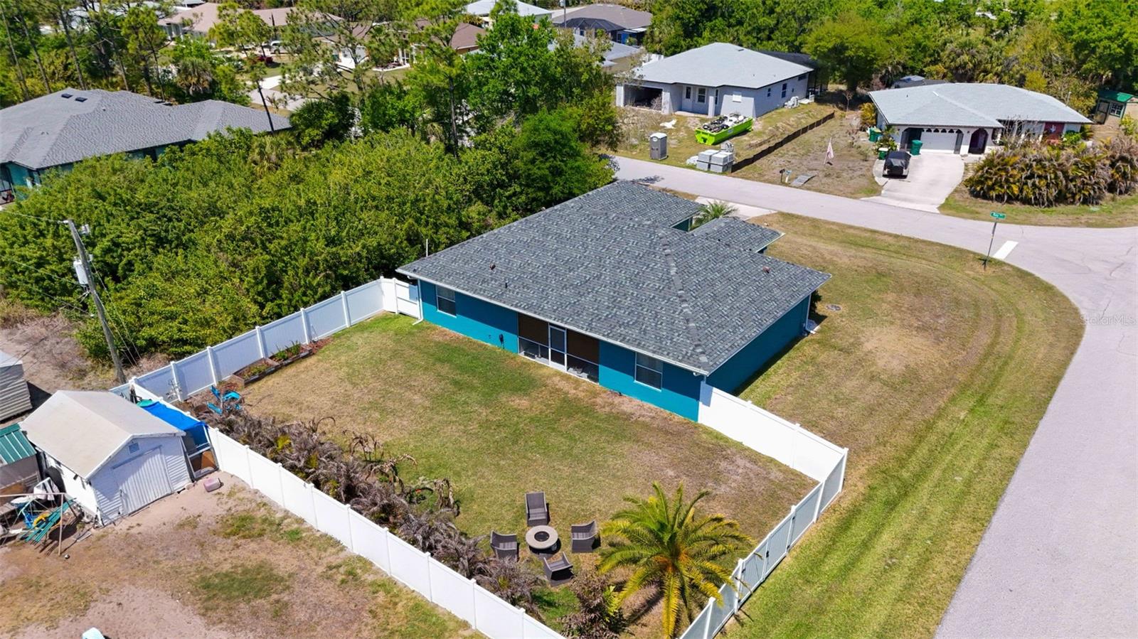 Image 41 of 48 For 10249 Bay Avenue