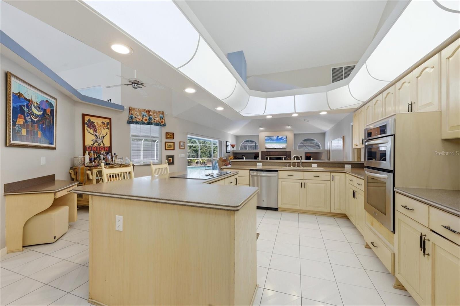 Image 12 of 44 For 1711 Bayshore Drive