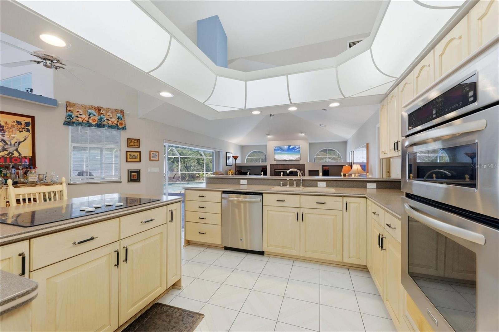 Image 13 of 44 For 1711 Bayshore Drive