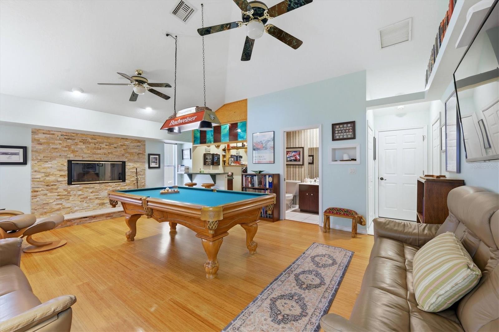 Image 19 of 44 For 1711 Bayshore Drive