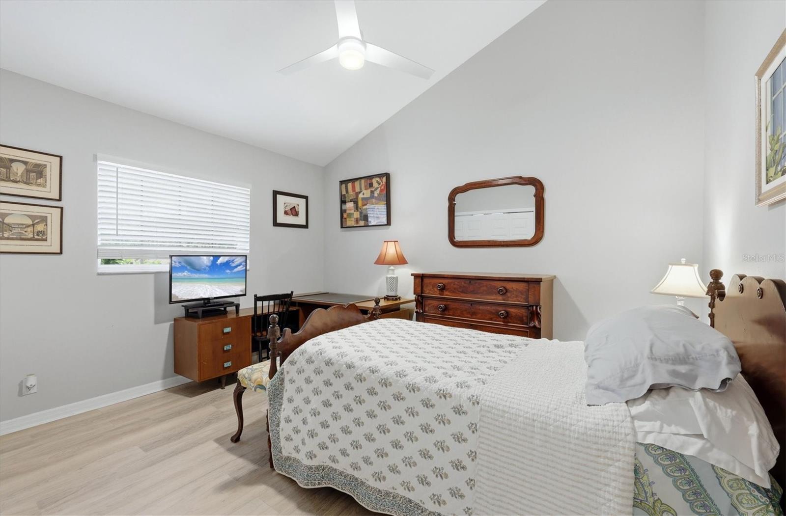 Image 25 of 44 For 1711 Bayshore Drive