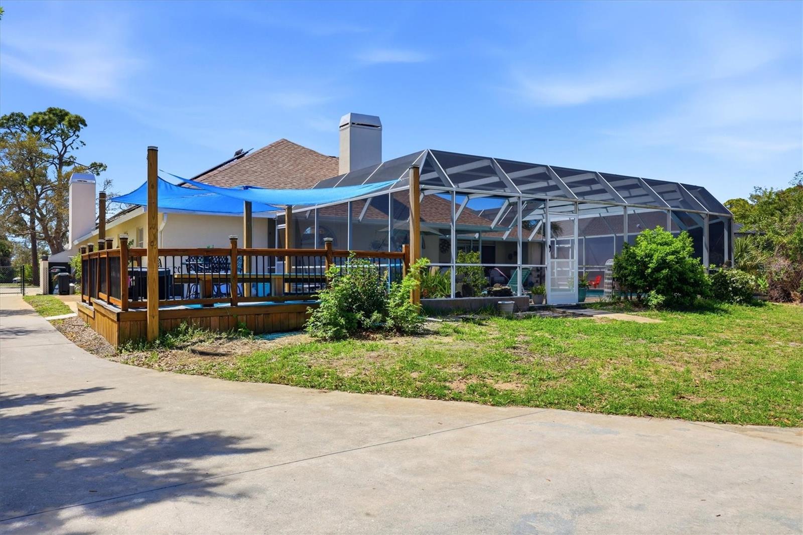 Image 34 of 44 For 1711 Bayshore Drive