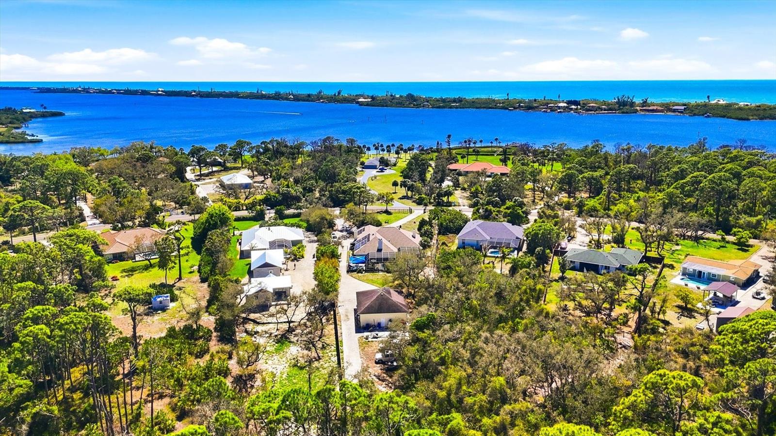 Image 36 of 44 For 1711 Bayshore Drive