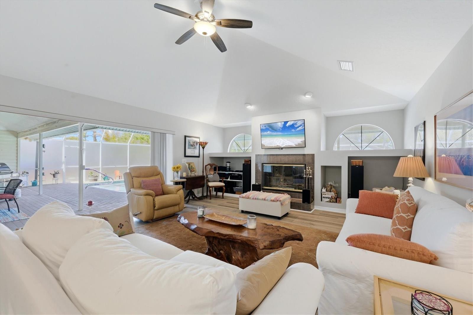 Image 8 of 44 For 1711 Bayshore Drive