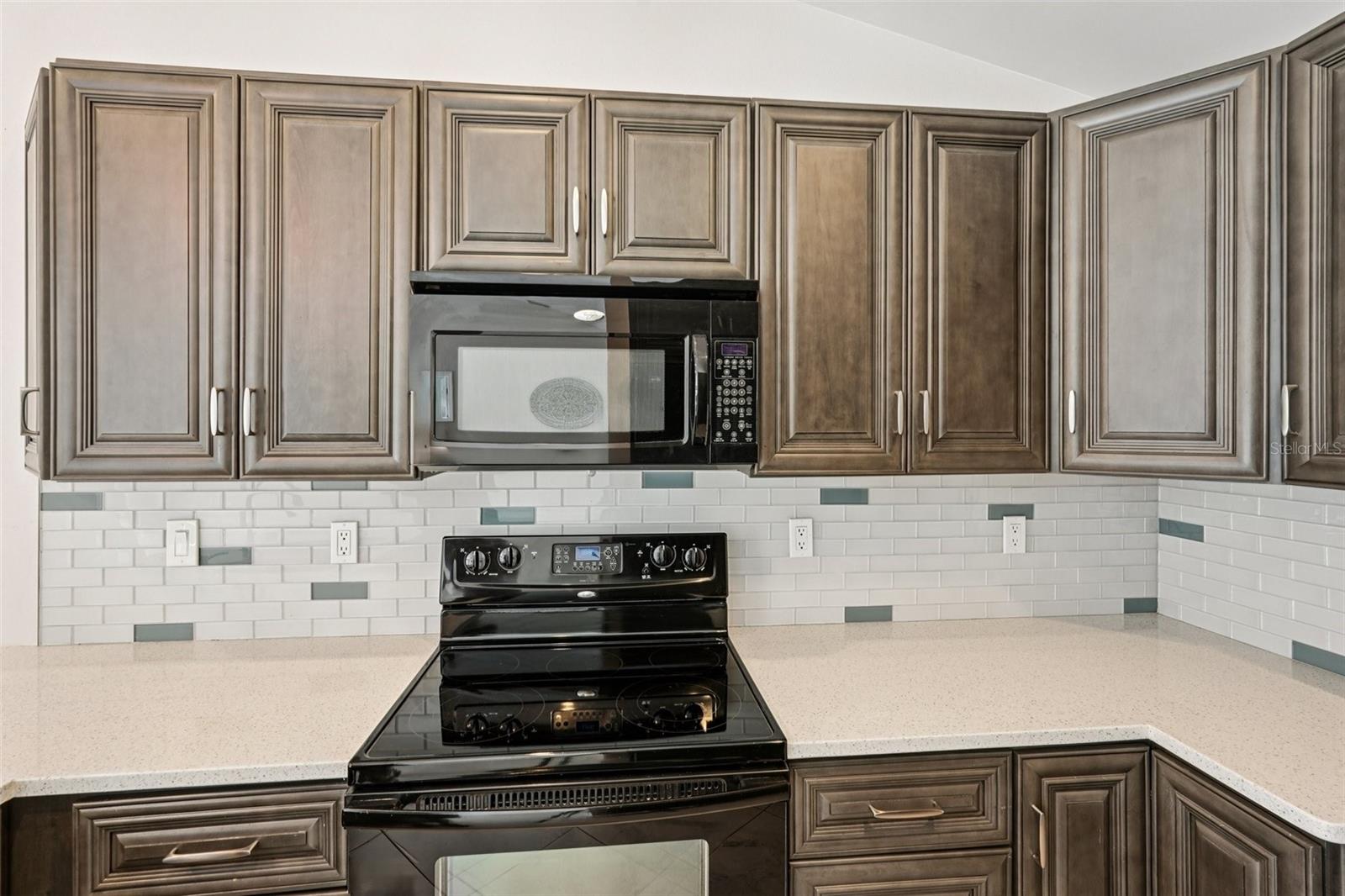 Image 10 of 44 For 4808 61st Avenue Terrace W