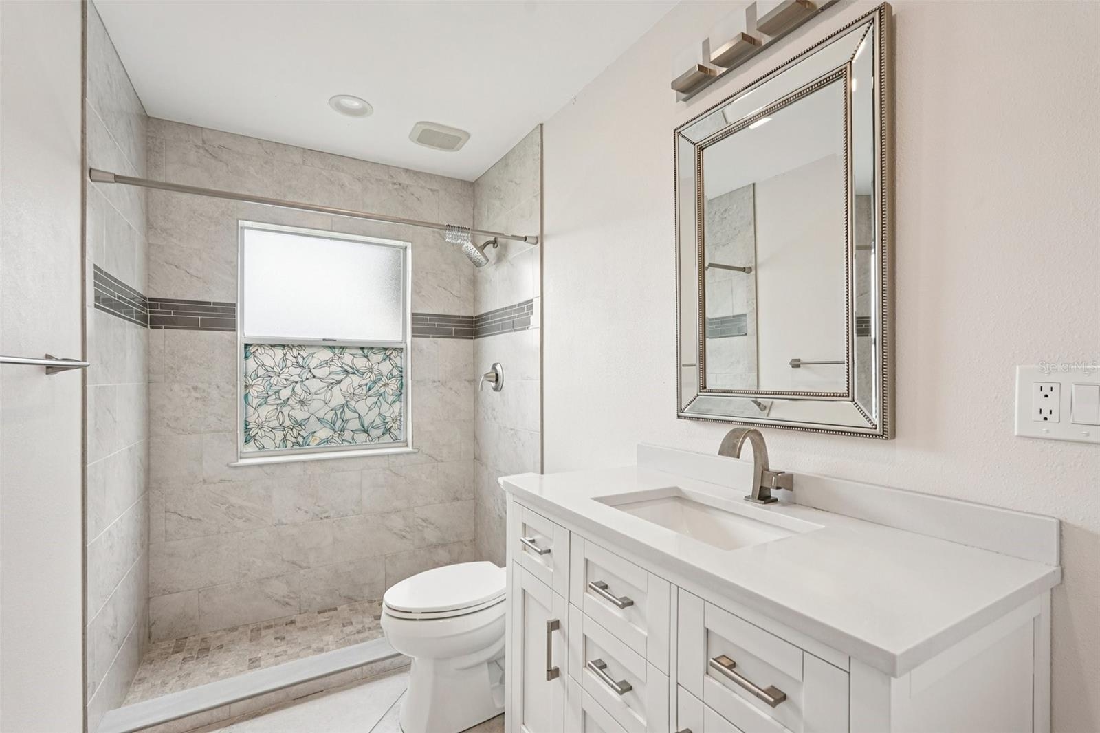 Image 21 of 44 For 4808 61st Avenue Terrace W