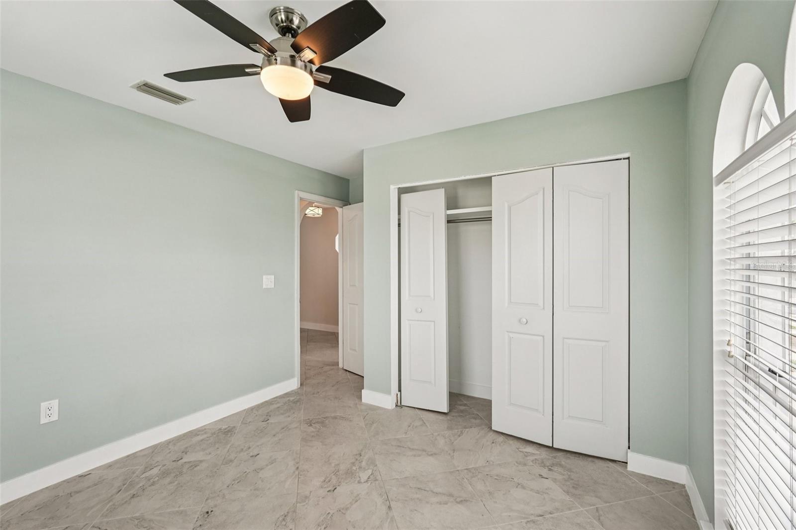 Image 24 of 44 For 4808 61st Avenue Terrace W