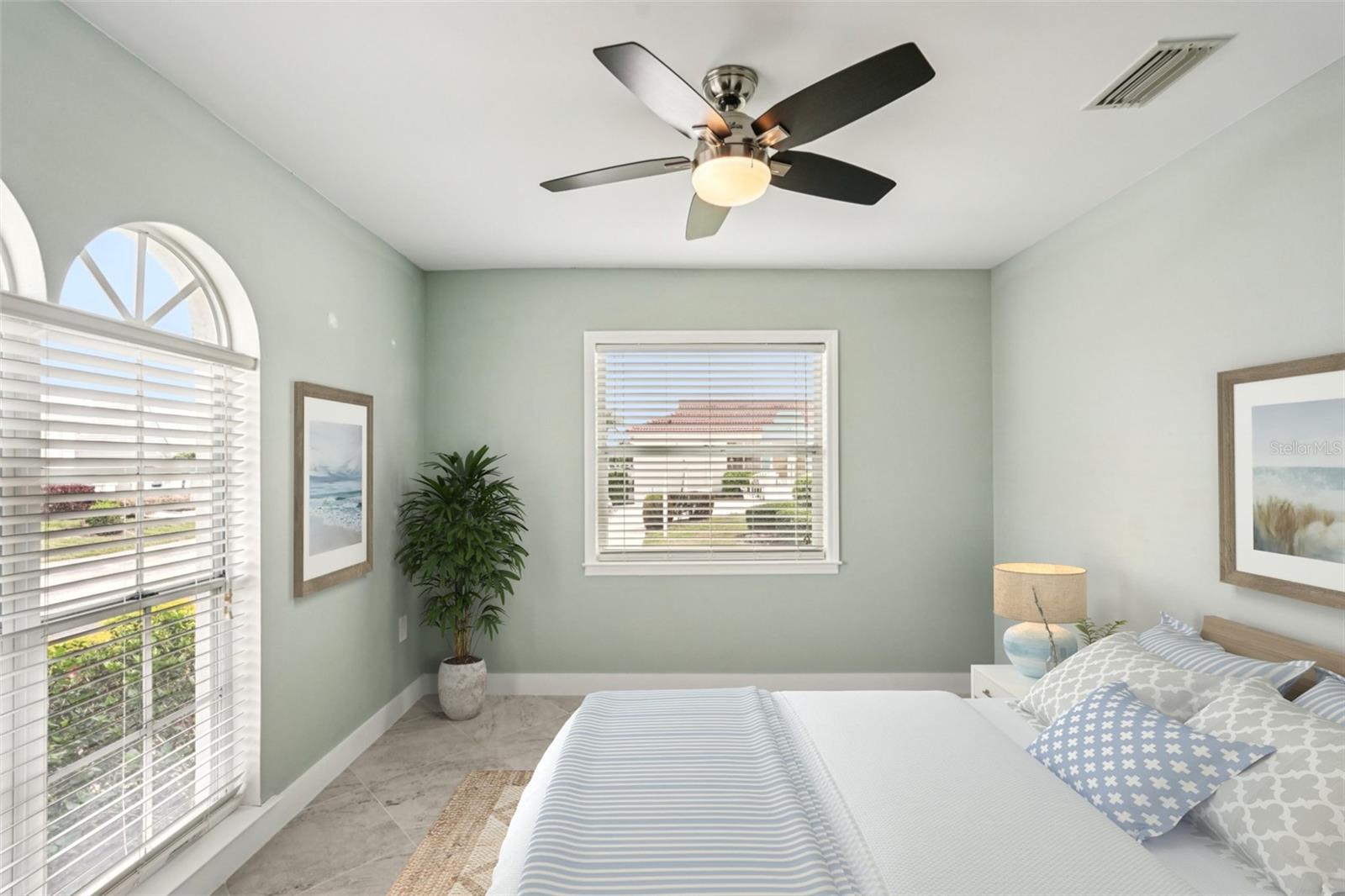 Image 25 of 44 For 4808 61st Avenue Terrace W