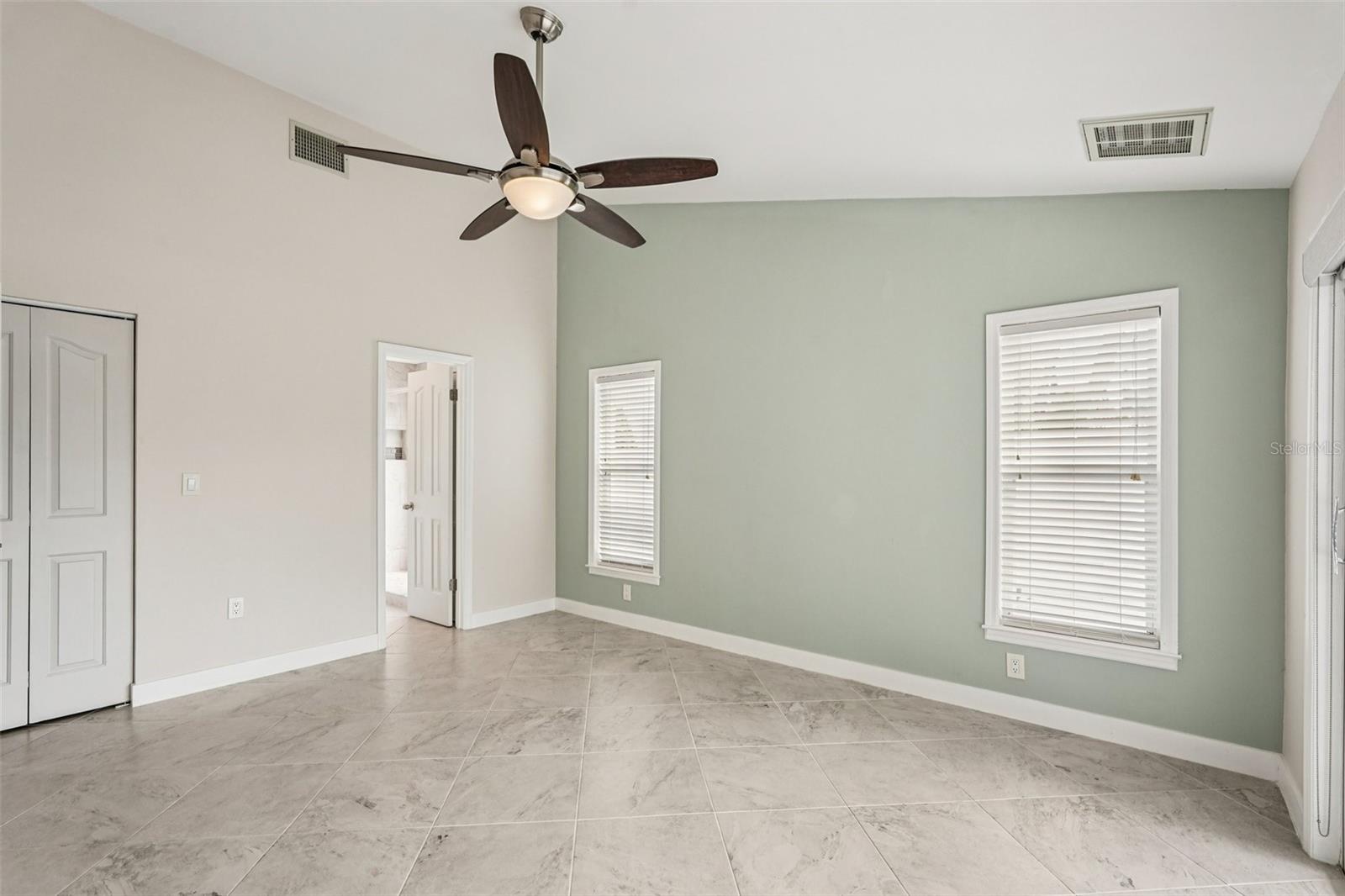 Image 35 of 44 For 4808 61st Avenue Terrace W