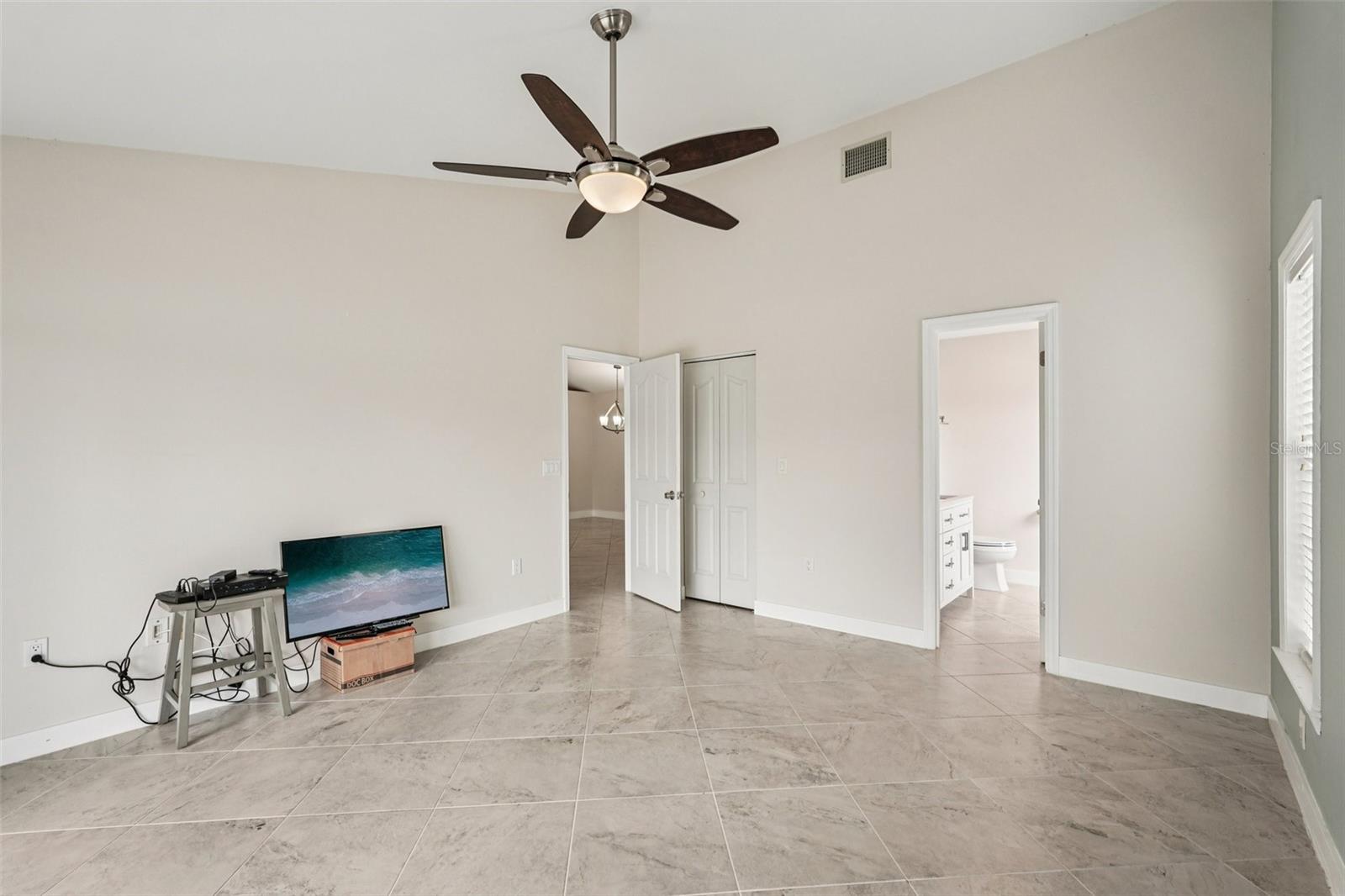 Image 36 of 44 For 4808 61st Avenue Terrace W