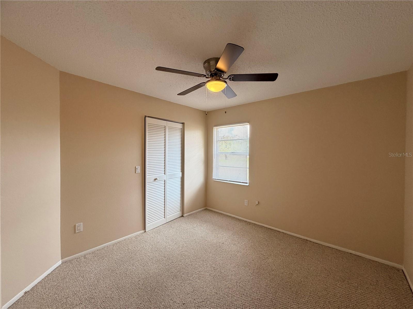 Image 21 of 33 For 25043 Palisade Road