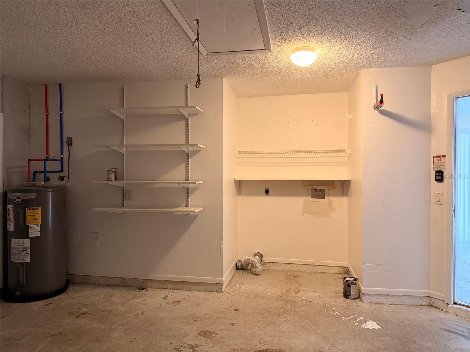 Image 31 of 33 For 25043 Palisade Road