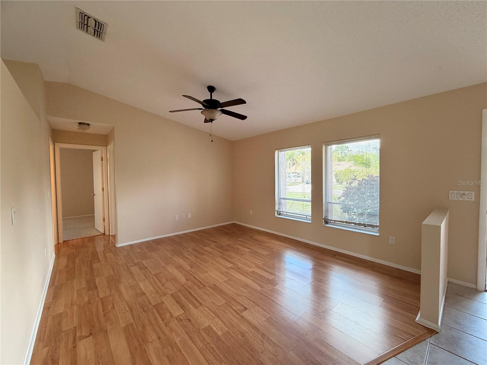 Image 6 of 33 For 25043 Palisade Road