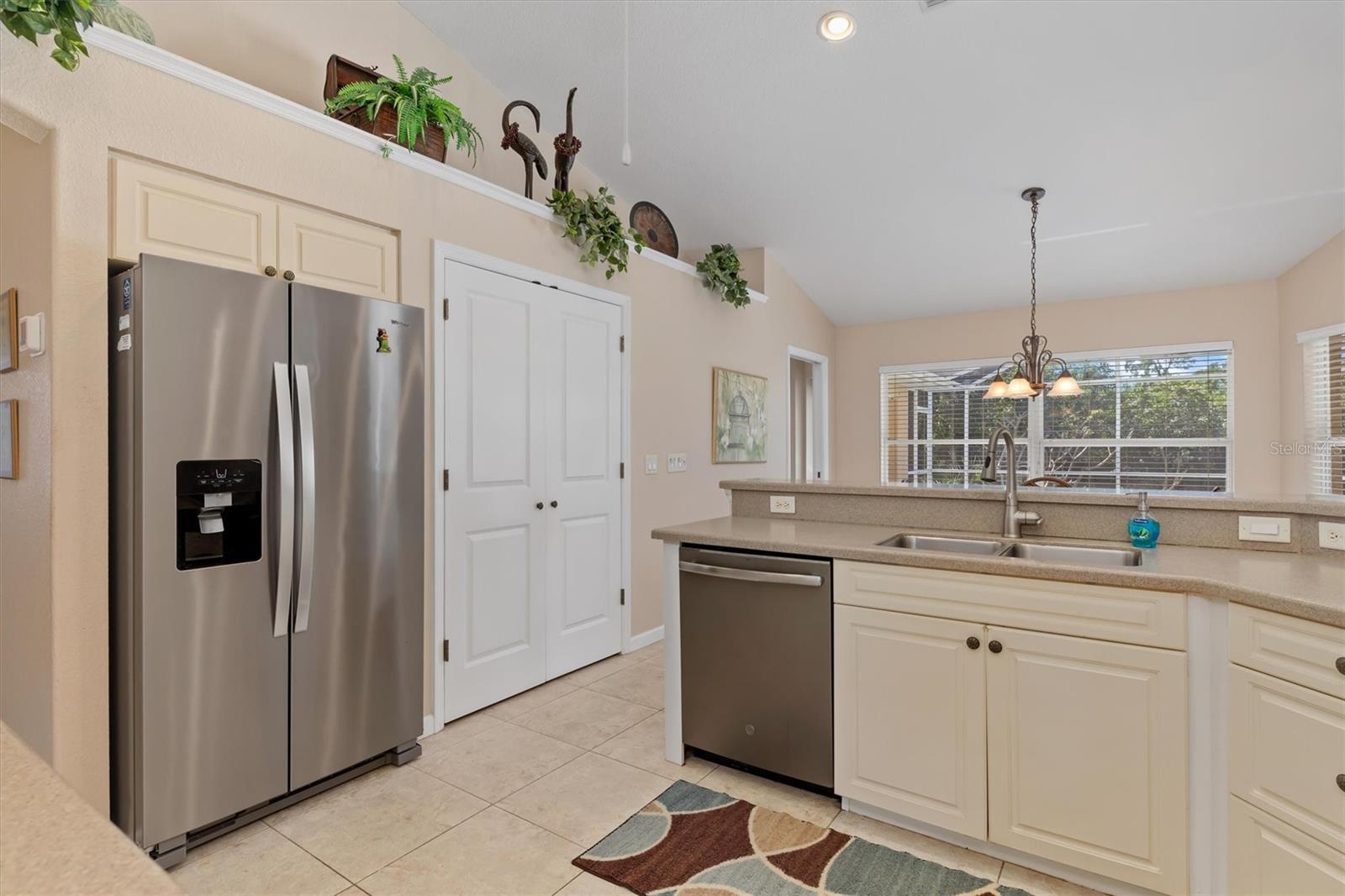 Image 10 of 43 For 10123 Topsail Avenue