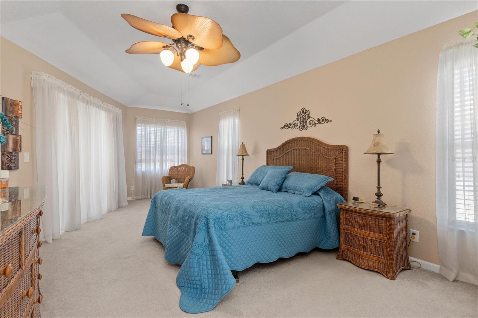 Image 14 of 43 For 10123 Topsail Avenue