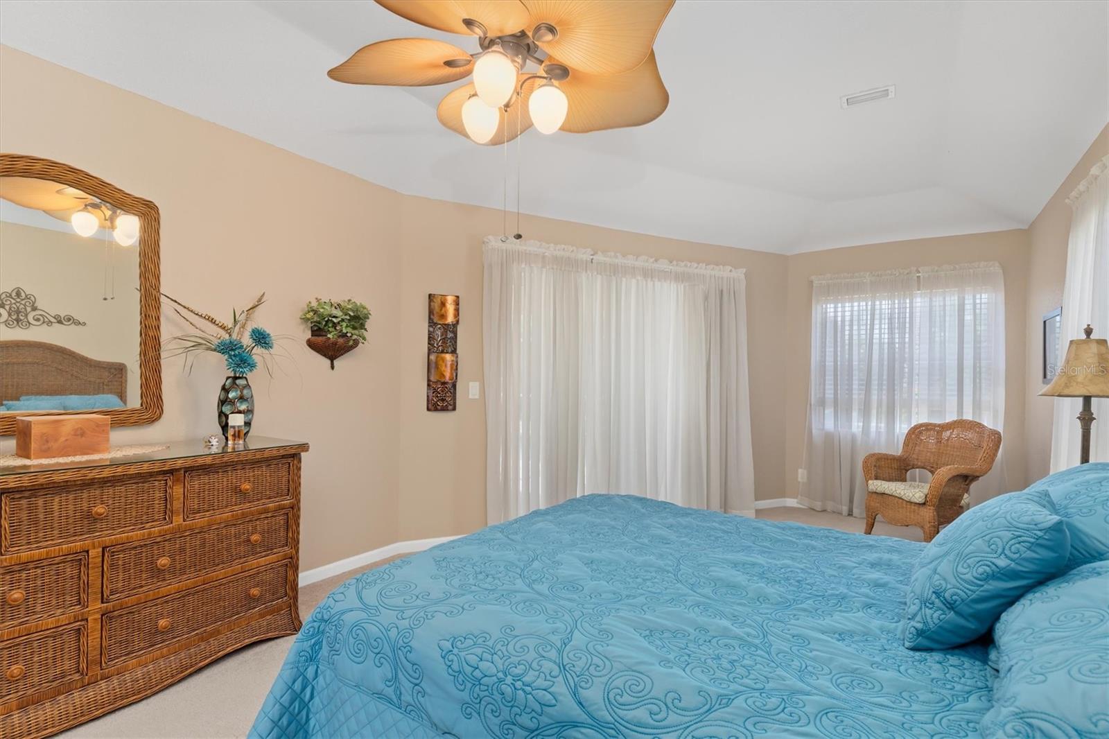 Image 15 of 43 For 10123 Topsail Avenue