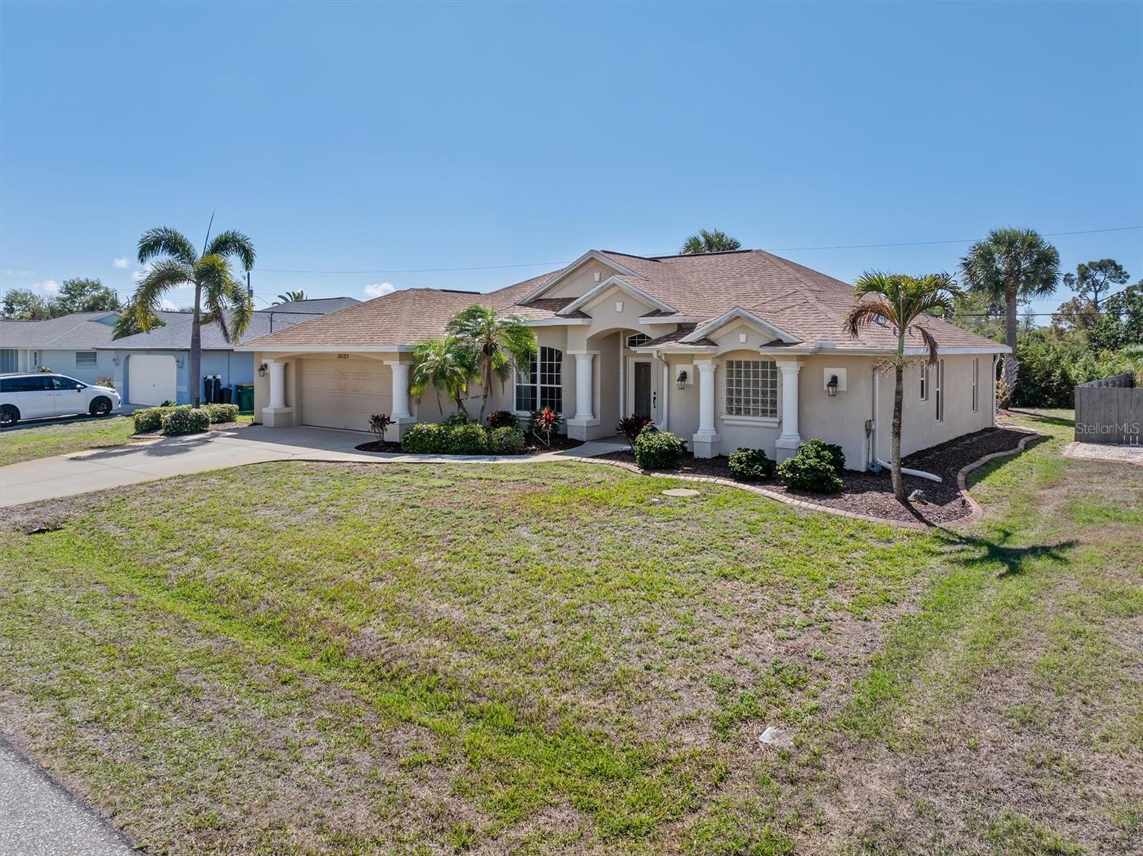 Image 33 of 43 For 10123 Topsail Avenue