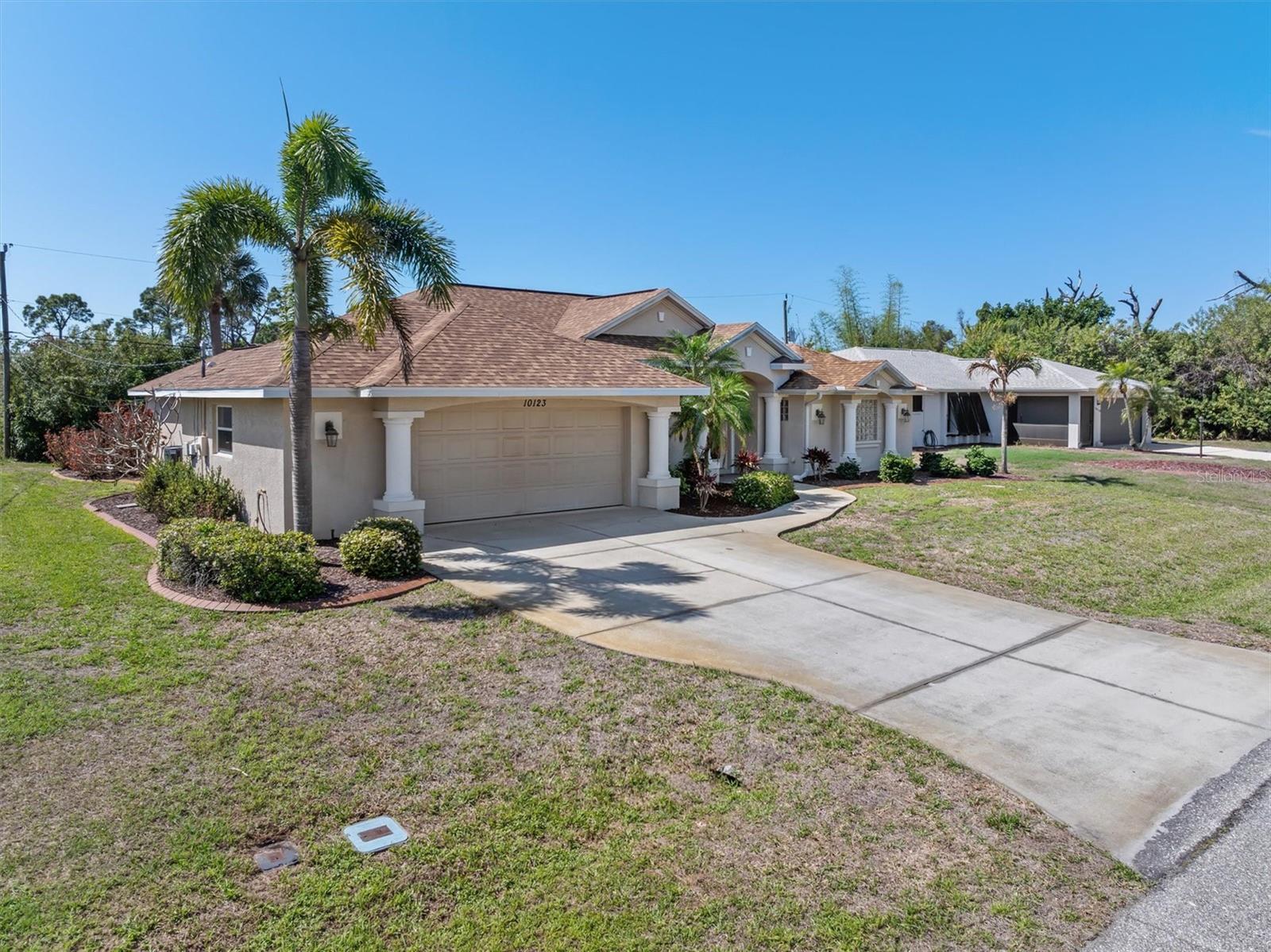 Image 35 of 43 For 10123 Topsail Avenue