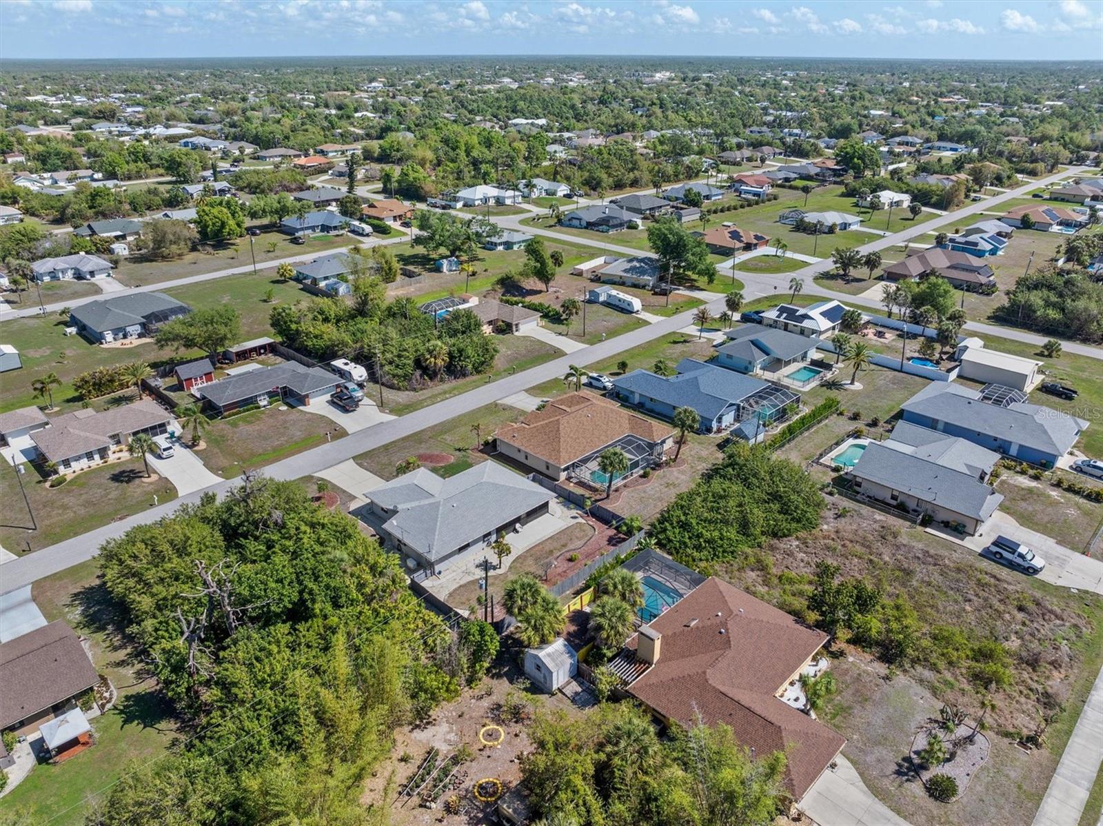 Image 40 of 43 For 10123 Topsail Avenue