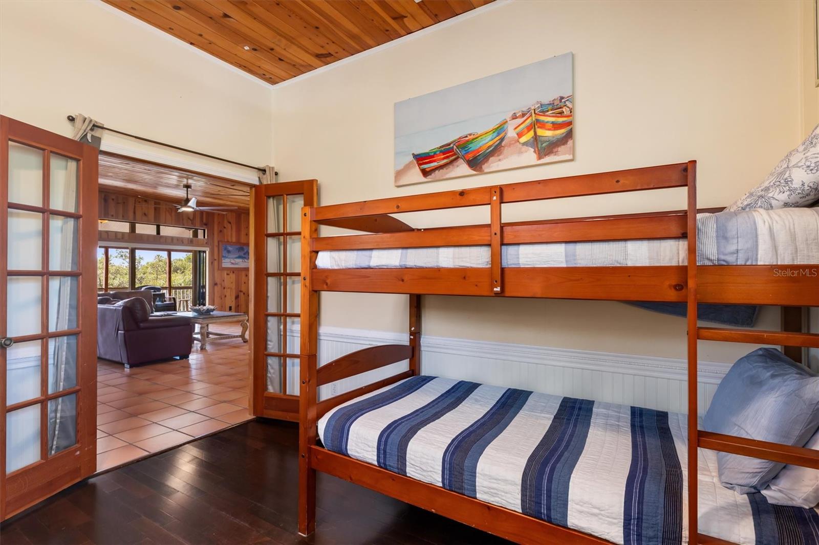 Image 17 of 64 For 51 Palm Drive