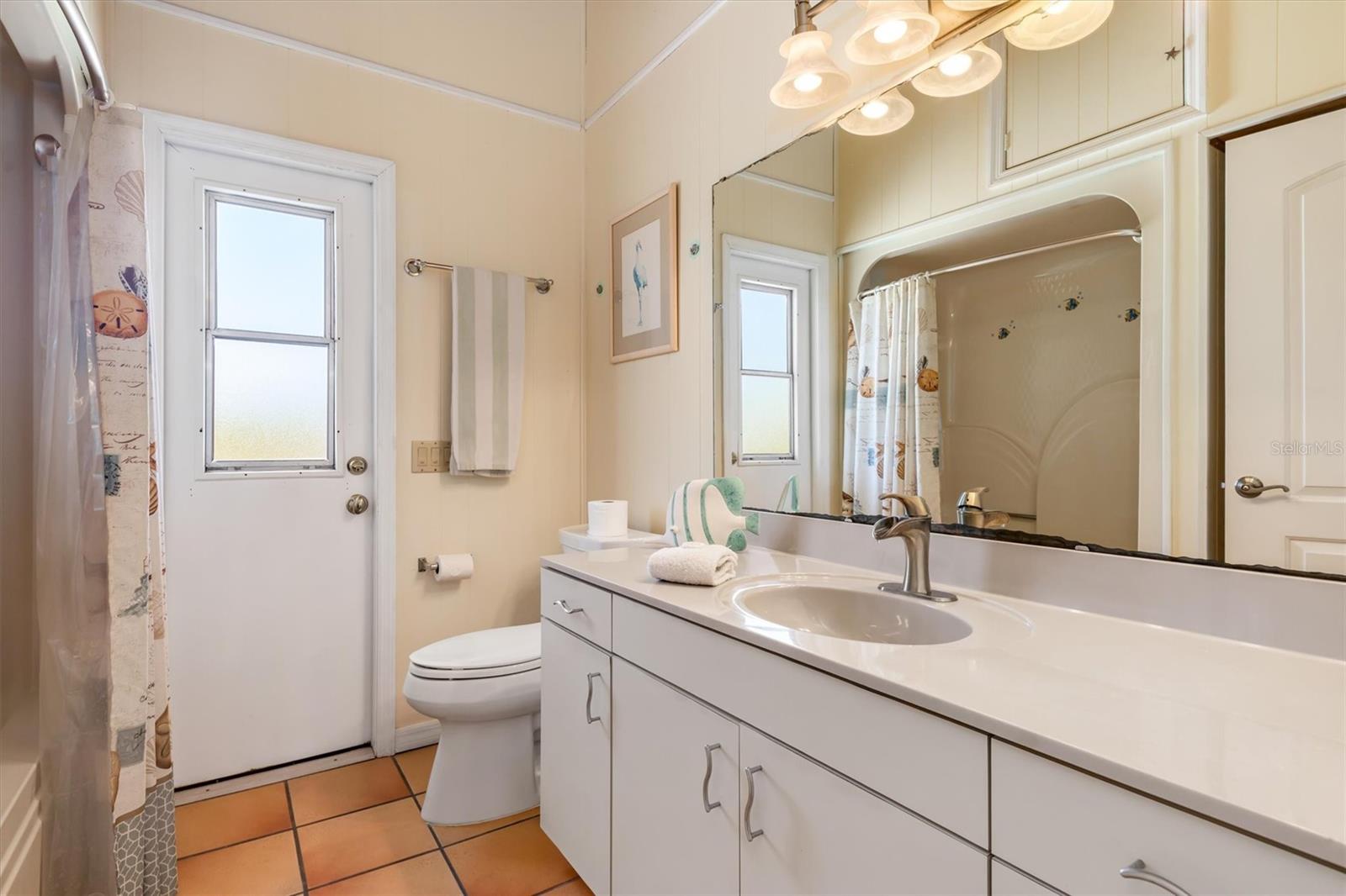 Image 18 of 64 For 51 Palm Drive